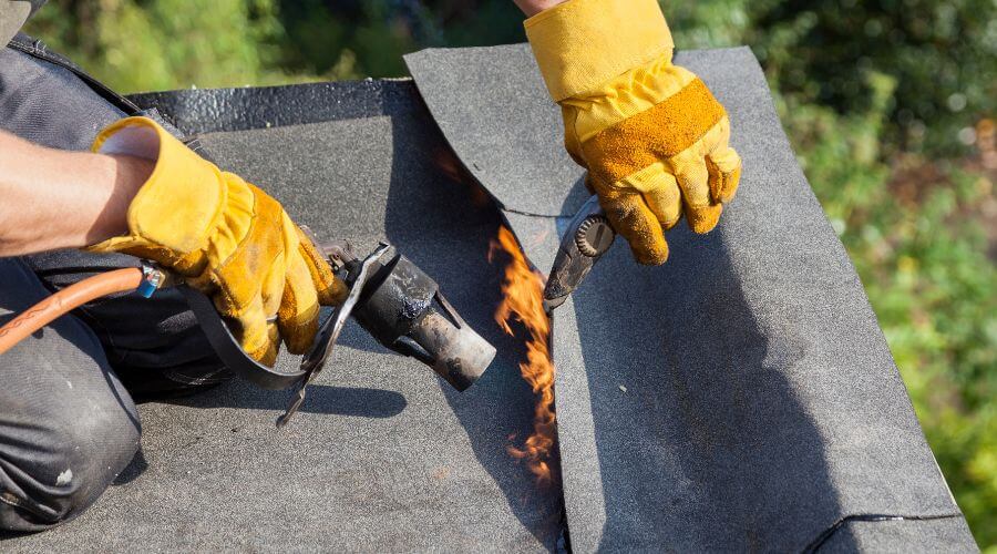 Professional residential roofers in Sardis, TN